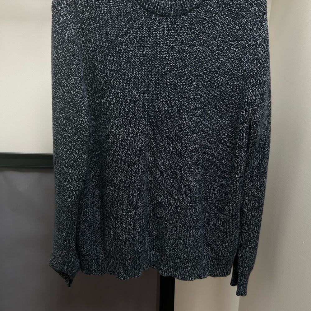 Uniqlo Crewneck Sweater. Size XL. Women’s.
